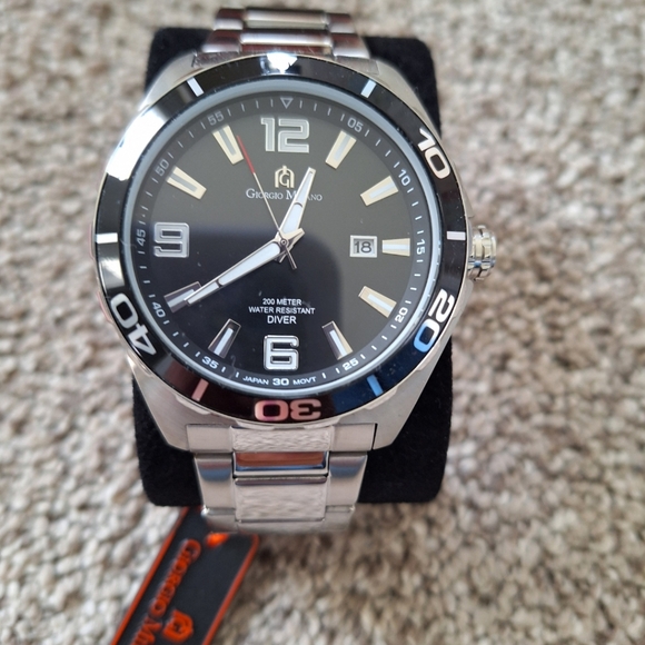 NWT Gent's Stainless Steel Giorgio Milano Watch - Picture 2 of 8